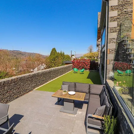 Midways * Bowness-on-Windermere